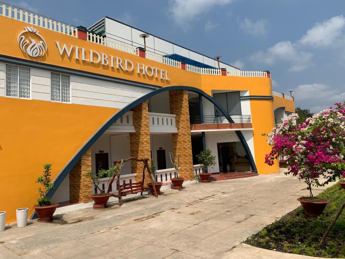 Wildbird Hotel Tràm Chim エクステリア 写真