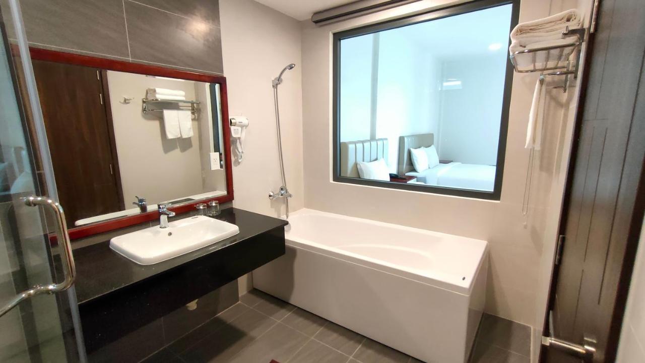 Wildbird Hotel Tràm Chim エクステリア 写真